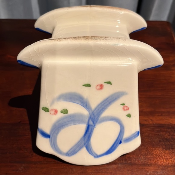 Vintage Planter, Cradle on Rockers Decorated with Blue Bows & Pink Flowers Roses - Picture 8 of 11